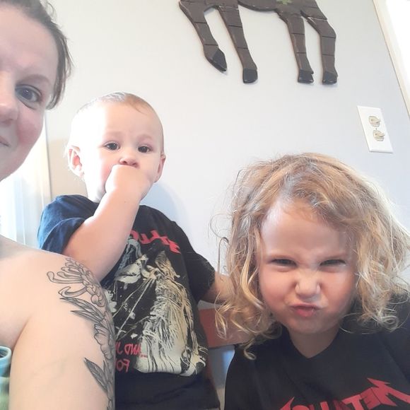 Meet your Posher, Holly - Picture 1 of 1